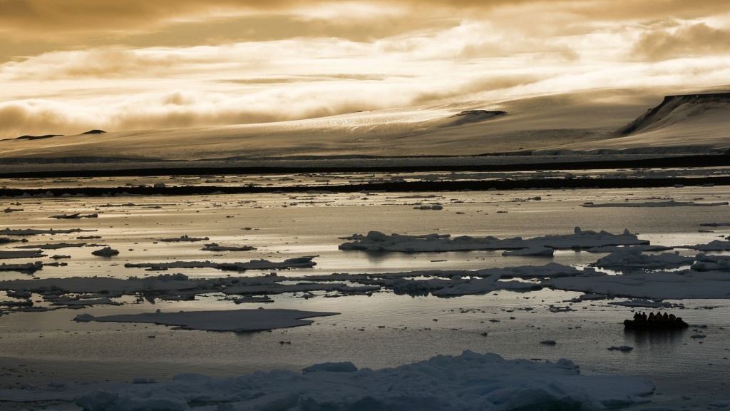 Arctic Sunset HD Wallpaper
