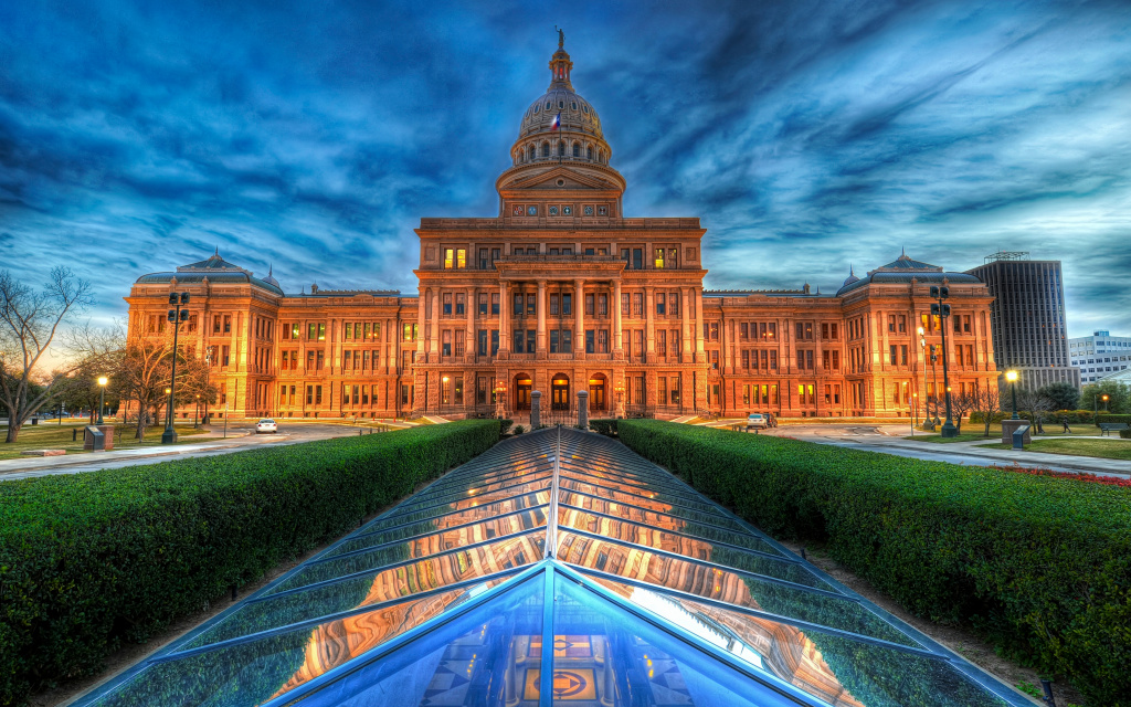 The State Capitol of Texas at Dusk, United States HD Wallpaper